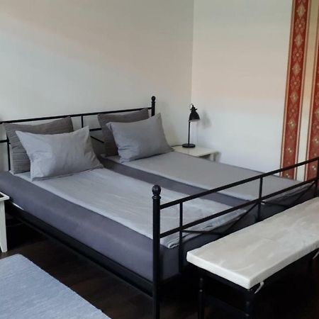 City Center Minimalist Apartment Oradea Luaran gambar